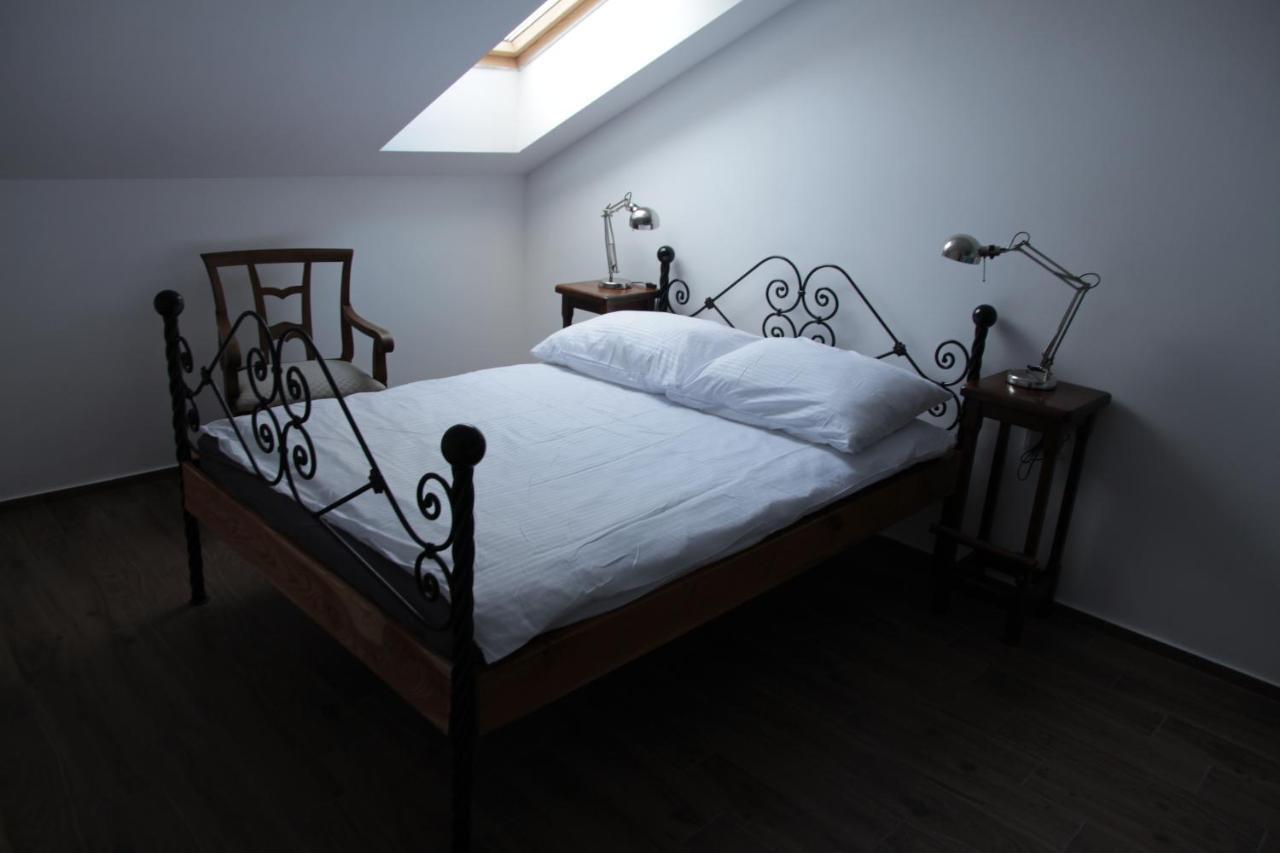 Golubski Loft Golubie Bagian luar foto